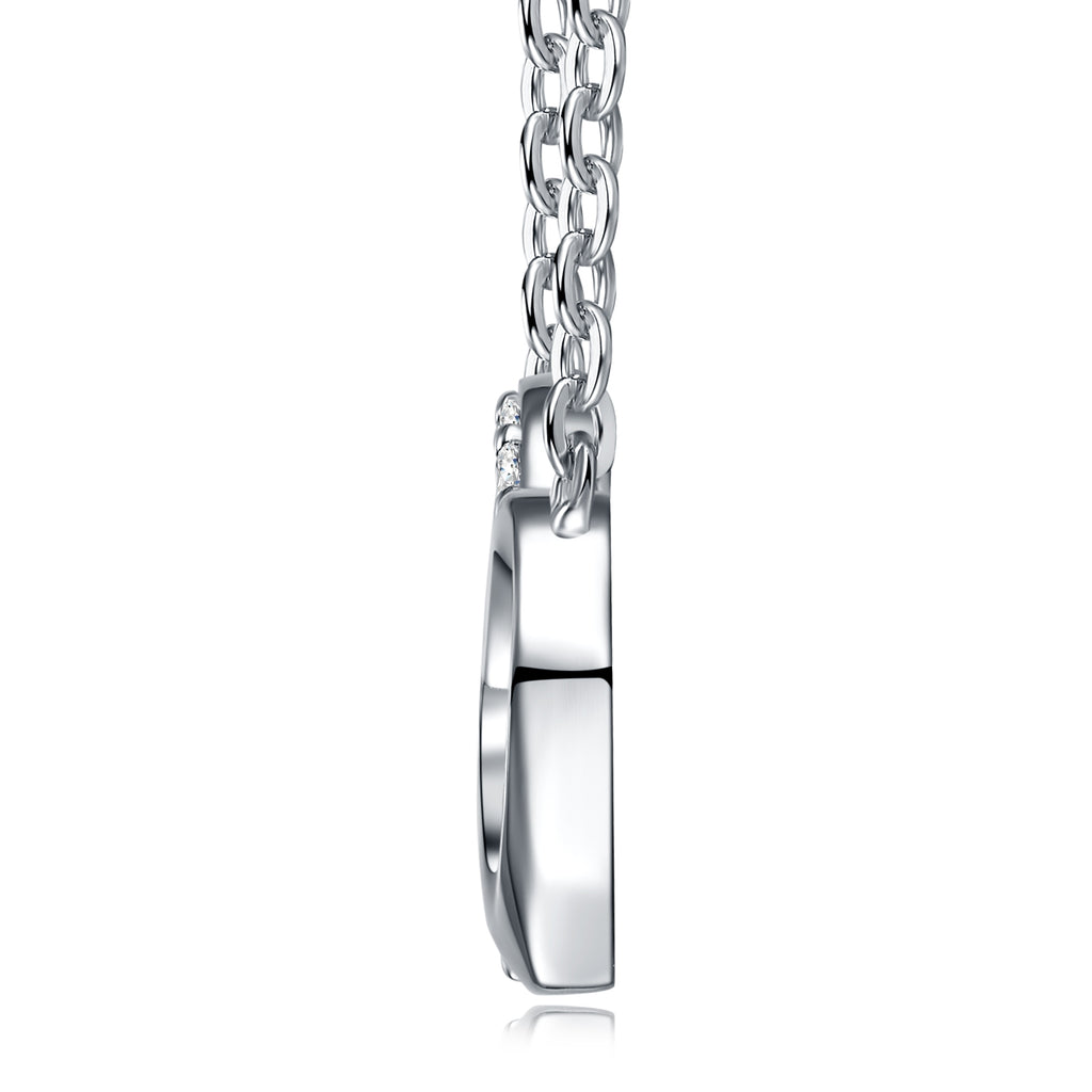 A Luxurious and Fashionable Minimalist Jewelry Pendant Necklace Featuring Top-quality Moissanite, Made Of S925 Silver Electroplated With Platinum.