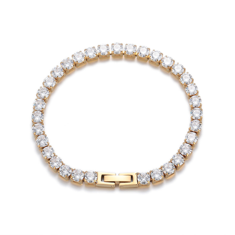 Fashionable Titanium Steel Bracelet That Doesn't Fade